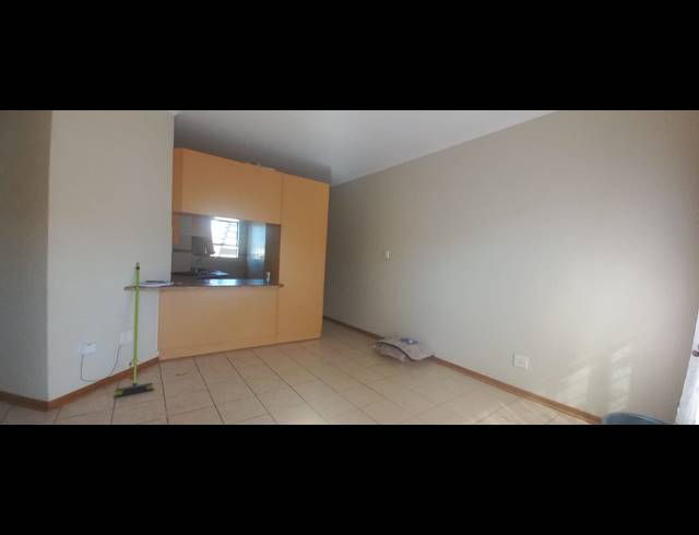 2 BEDROOM APARTMENT TO LET IN FLEURDAL